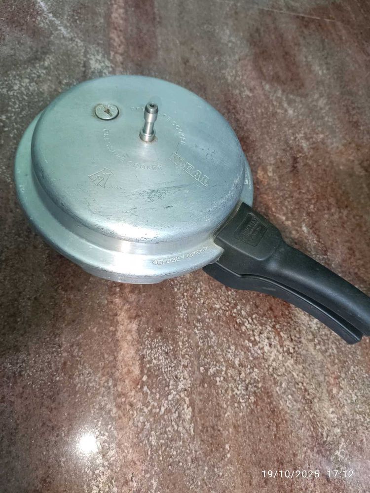 2 litre ideal Pressure Cooker