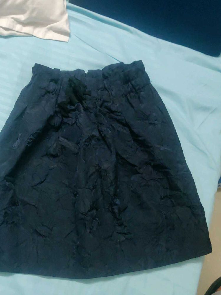 H&amp;M SELF PATTERN SKIRT