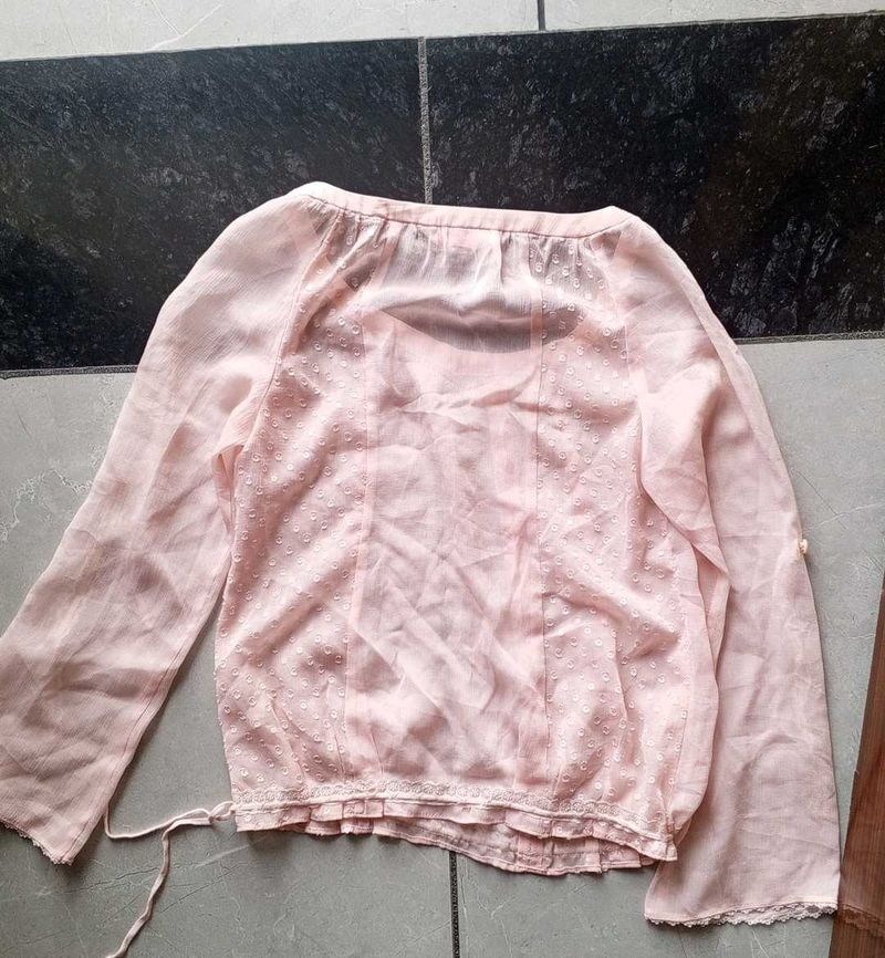 Lightweight and perfect for any occasion.