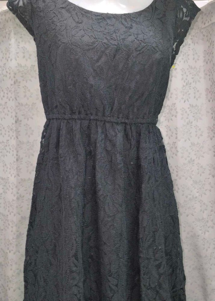 Elegant Black Lace Dress