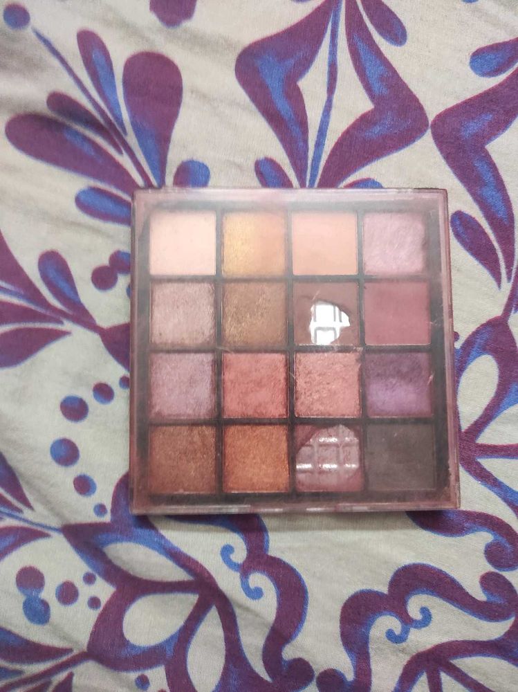 Eyeshadow Palette