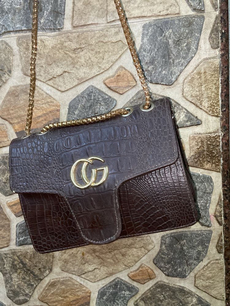 Gucci Sling Bag
