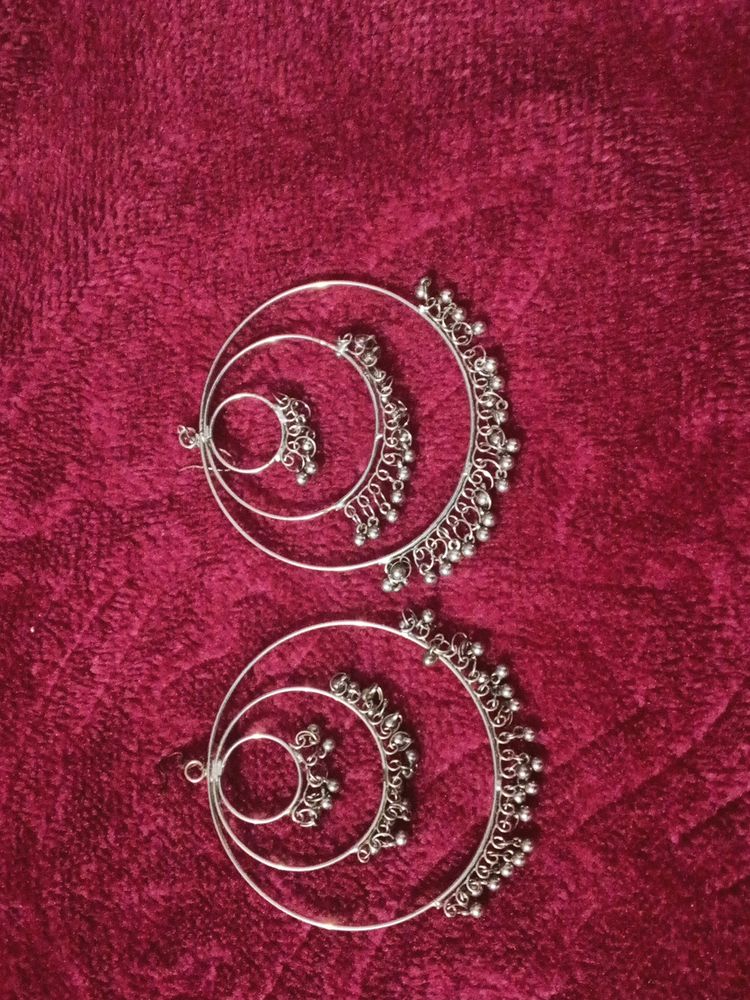 Earings