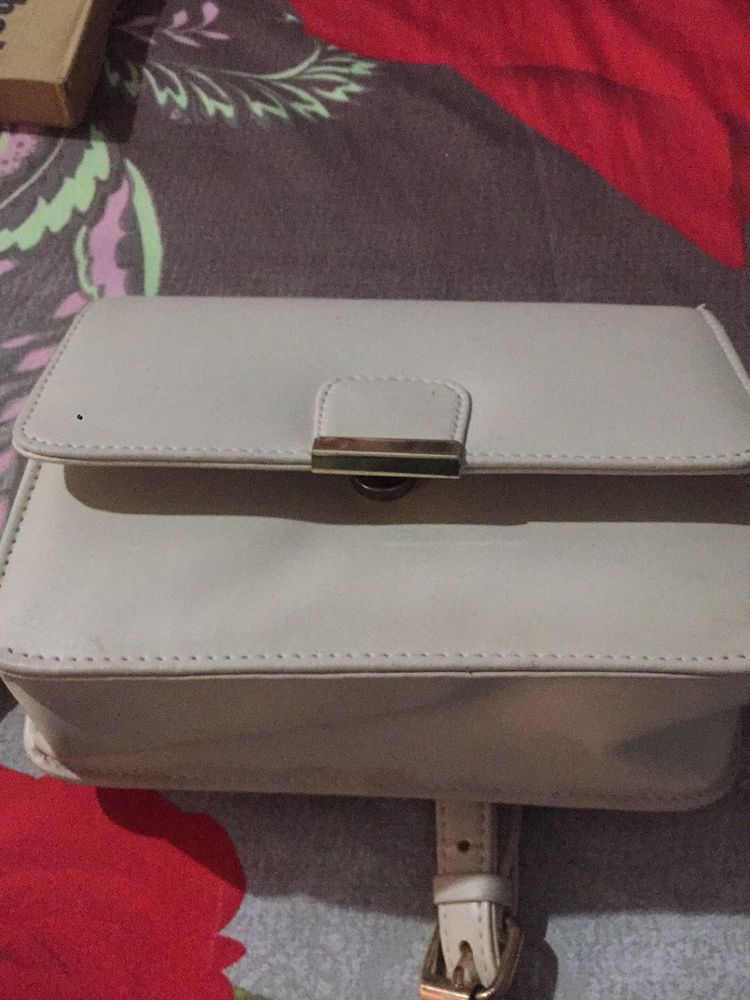Sling Bag