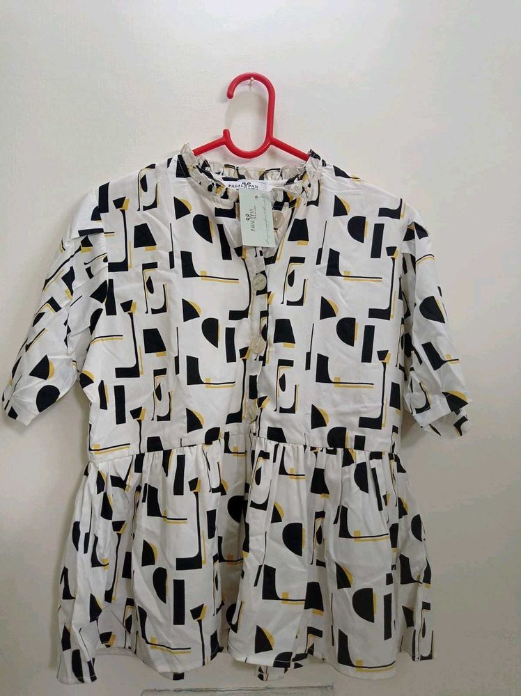 Patterned Ruffle Neck Top