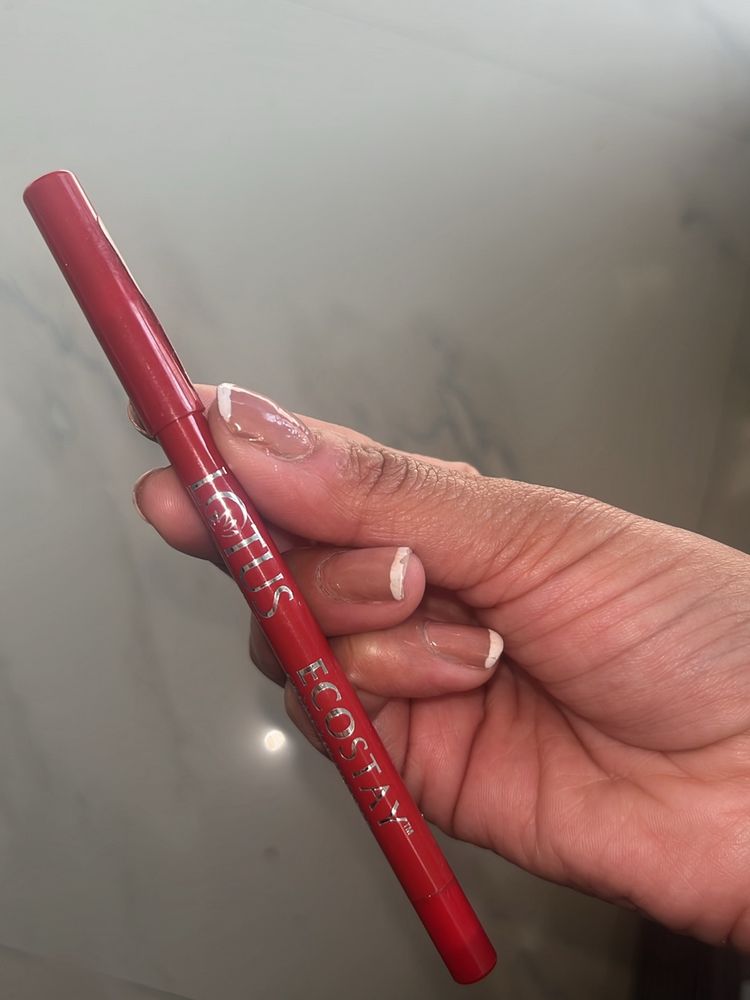 Lip Liner Red From Lotus Ecostay Range