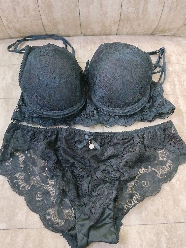 Black Colour 34B bra Pantty Set