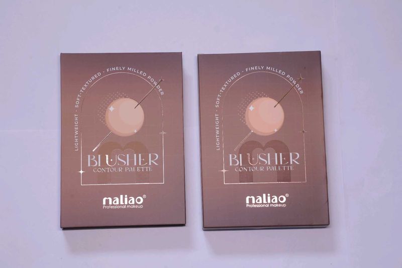 It&#39;s A Blush Bronzer Pallet