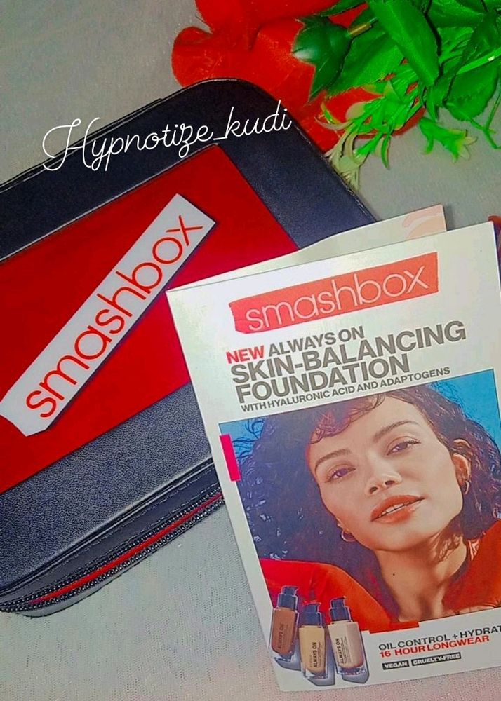 Smashbox Travel Kit + Foundation Sample