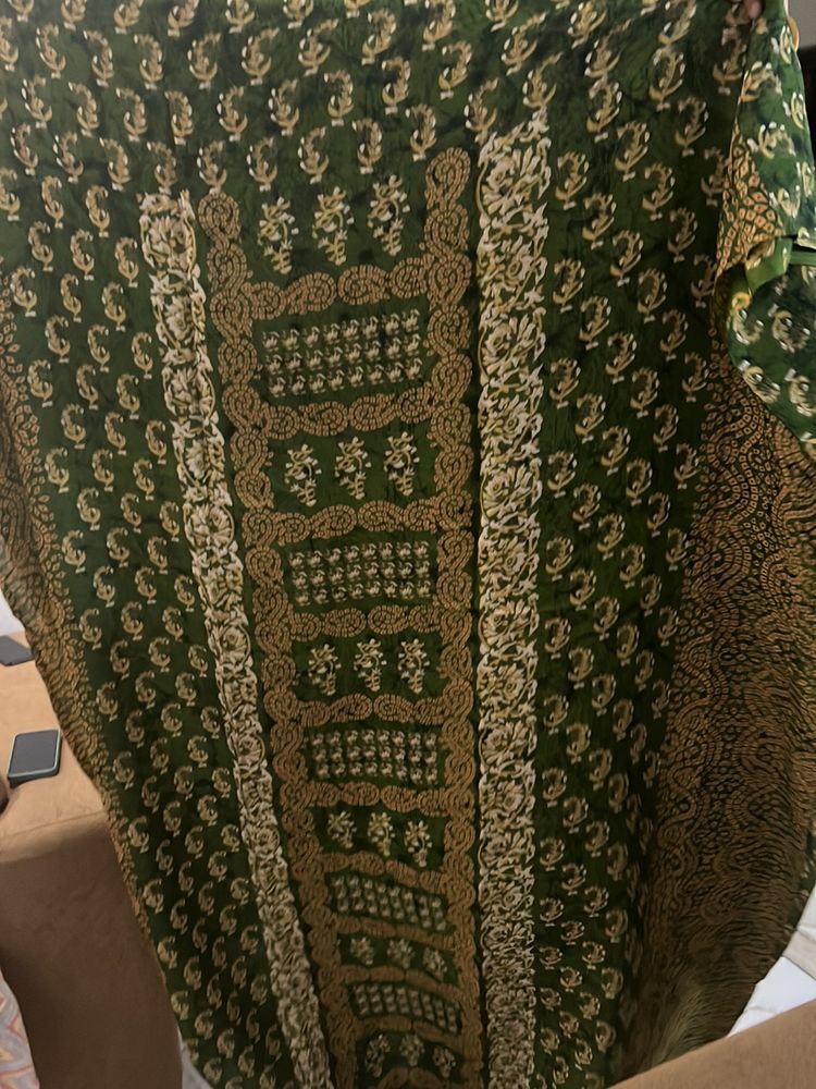Crepe  Suit