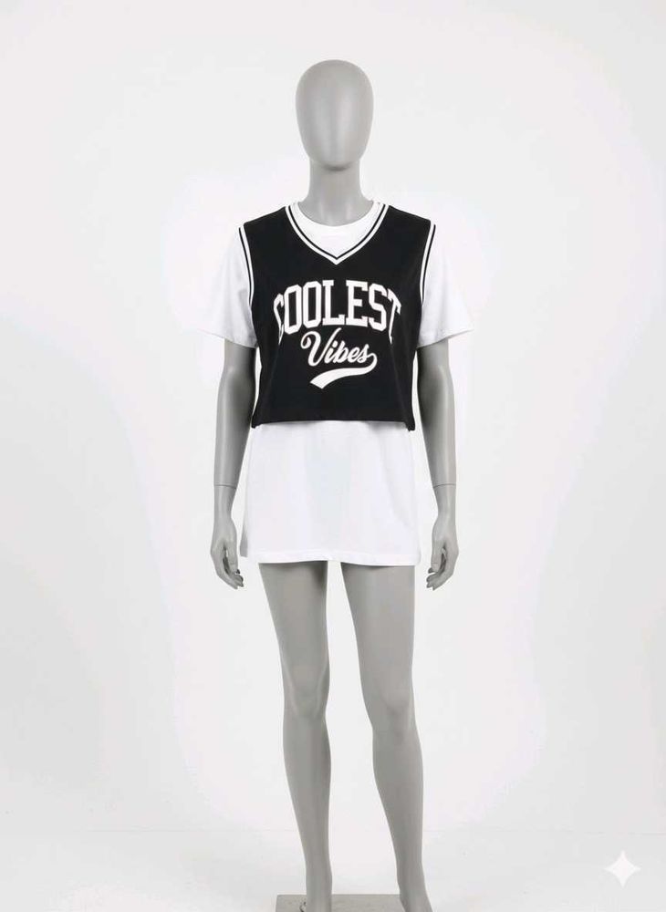 Coolest Vibes Vest 🖤