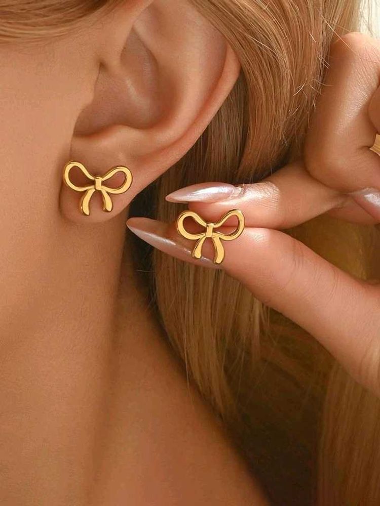 Bow Stud Earrings