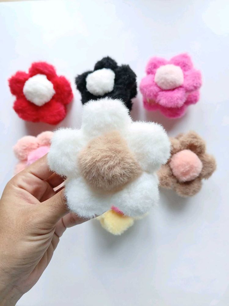 Fluffy Flower Hair Clips