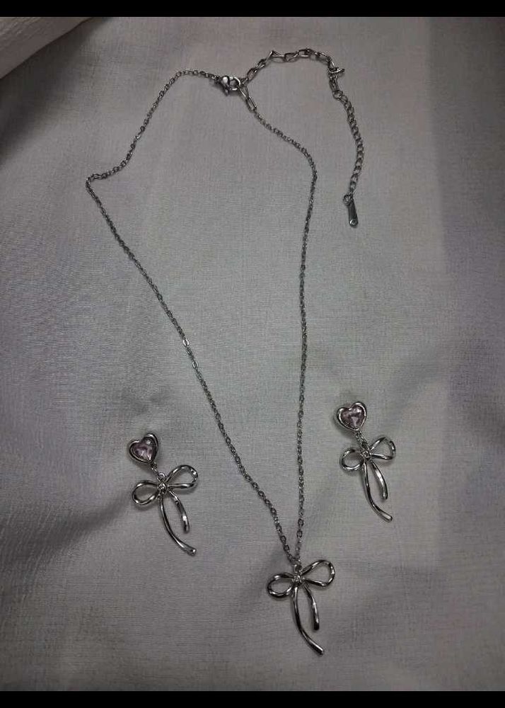 Cute Silver Bow Necklace &amp; Earring Set