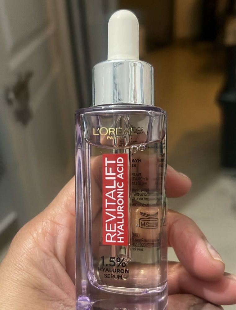 L'Oreal Revitalift Hyaluronic Acid Serum