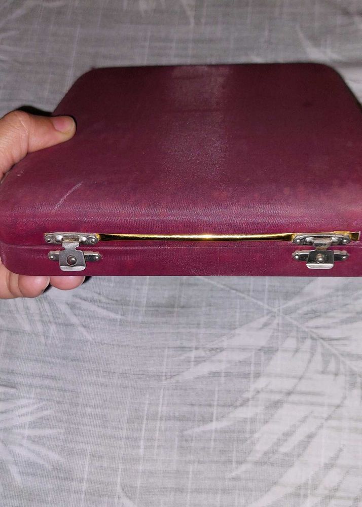 Jewellery Organiser In Maroon