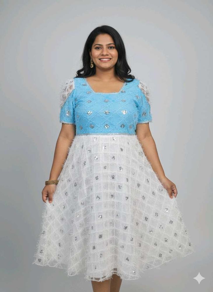 Chic Blue &amp; White Party Dress