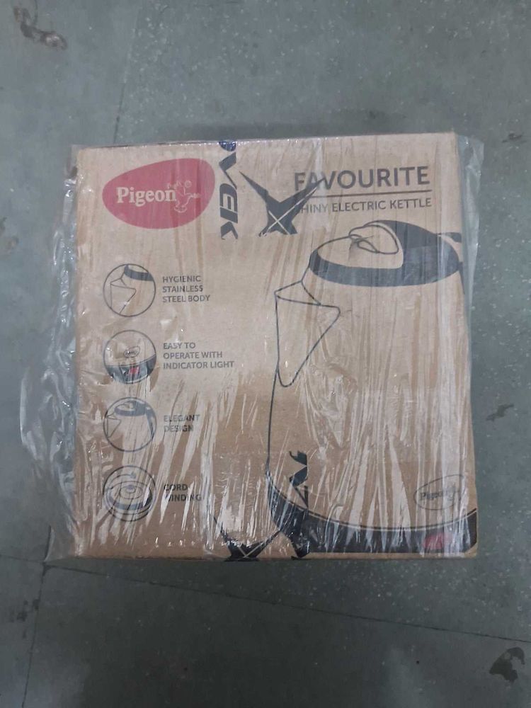 Pigeon Favourite Electric Kettle