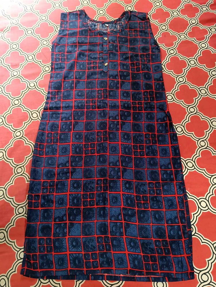 Straight Kurti .......Sleevless.... Everyday Wear