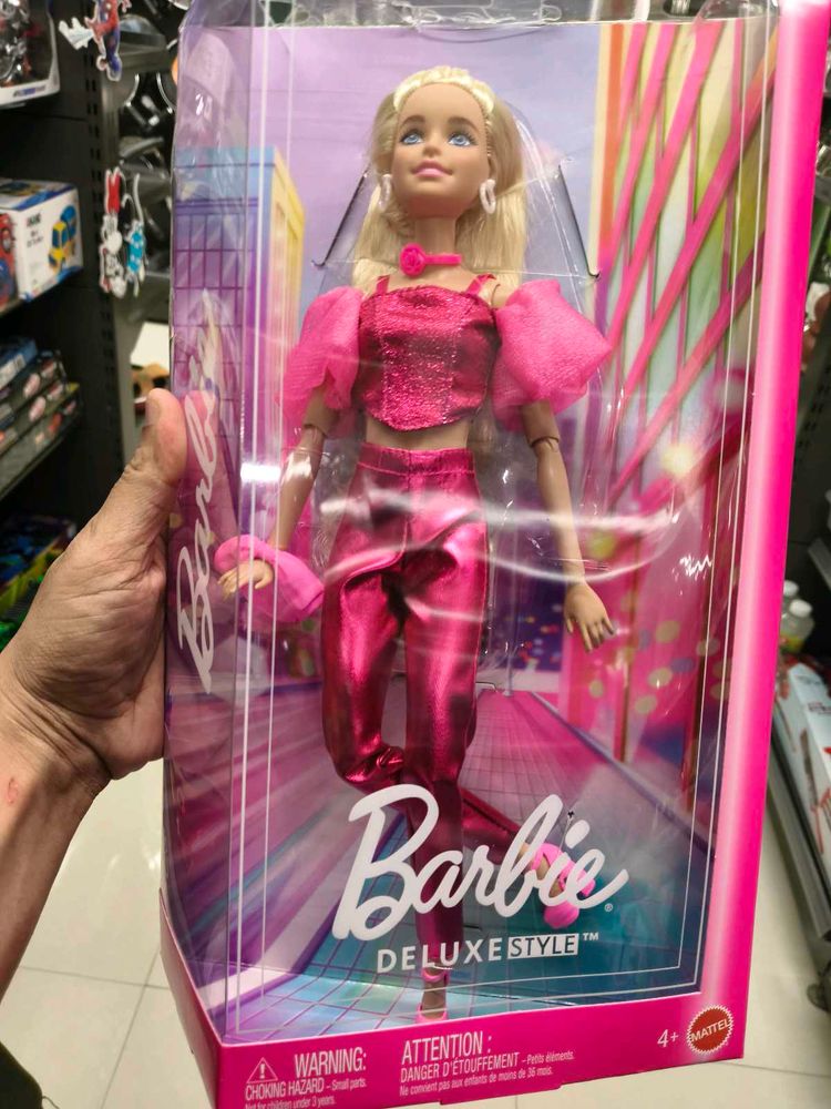 Og Barbie Deluxe Style Doll