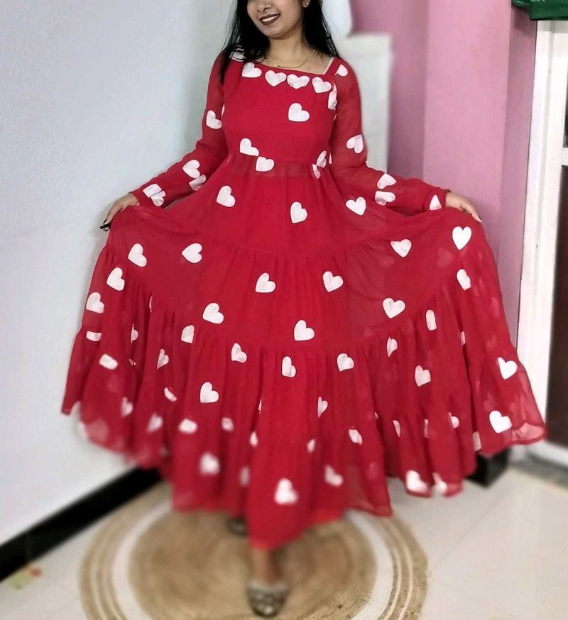 Red Heart Ruffle Gown 🎁