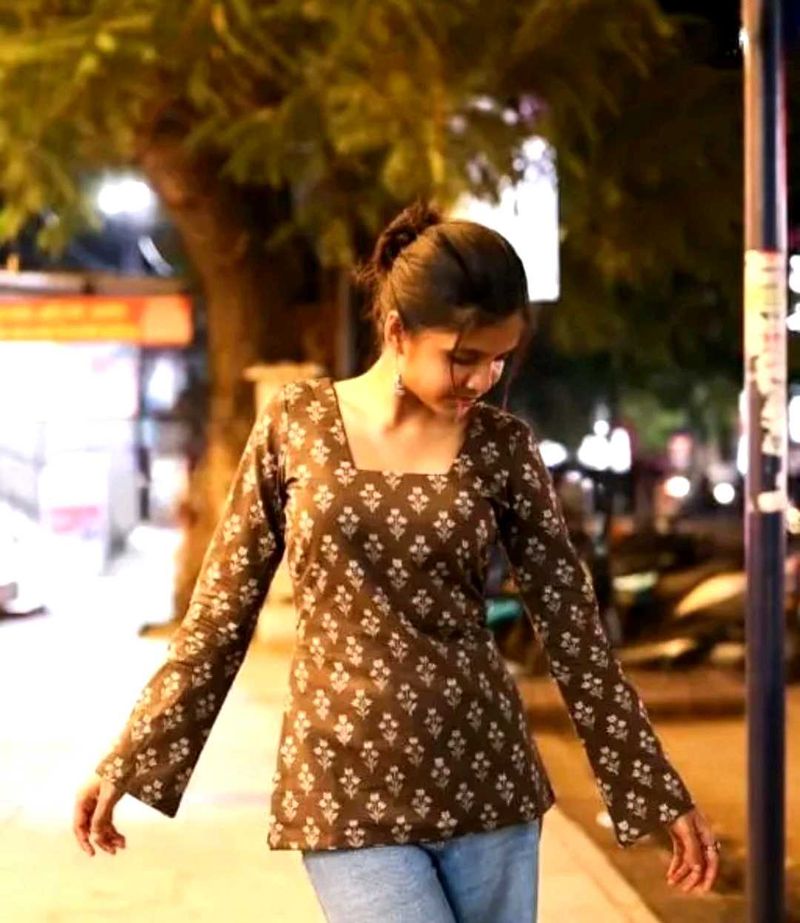 Floral Print Brown Tunic Top