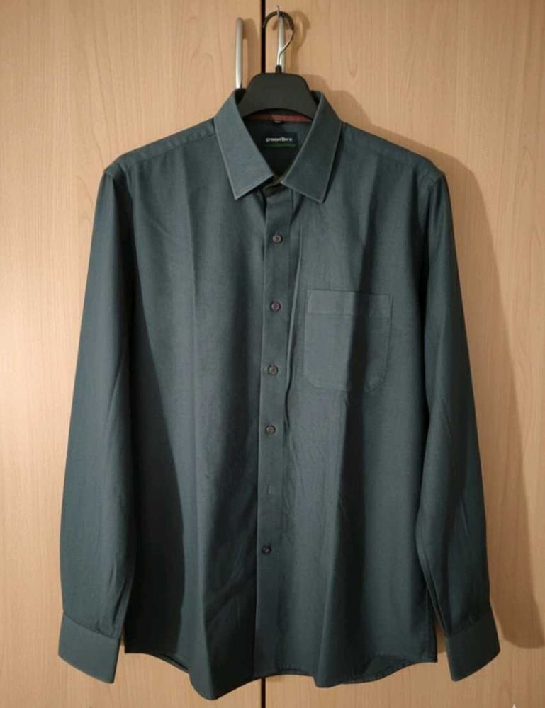 Men's Button-Down Shirt