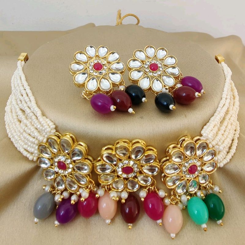 Beautifully Premium Quality Kundan Choker Neaklace With Beautiful Earingsl