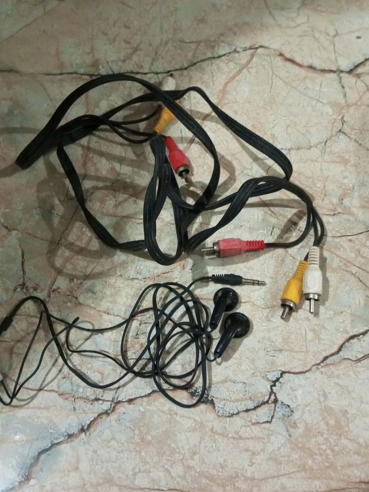 Audio Video Connector And Intex Ear Phone
