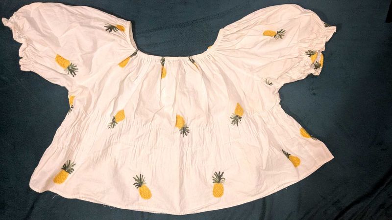 Pineapple Print Off-Shoulder Top