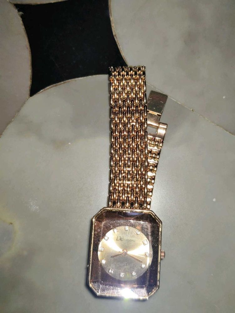 Elegant Gold Watch