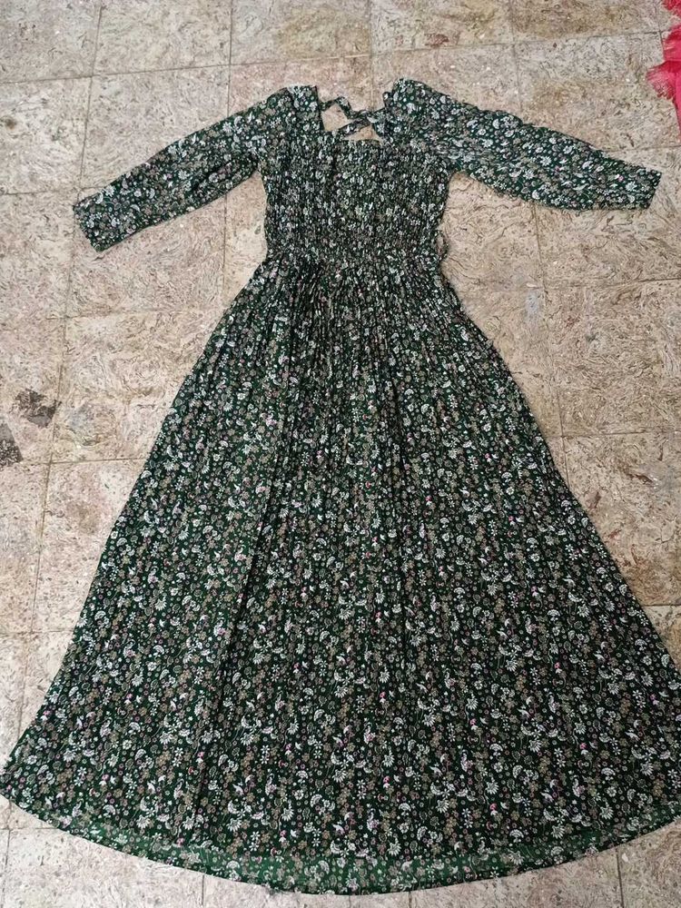 Floral Maxi Dress - Flowy &amp; Chic