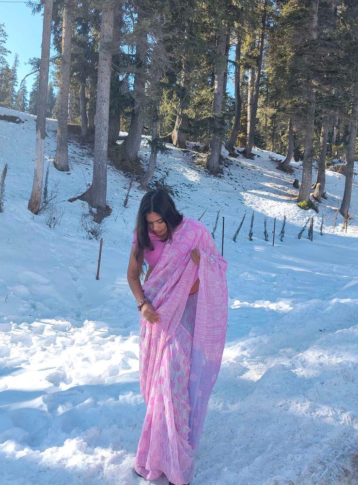 Elegant Pink Saree🔥 with Blouse