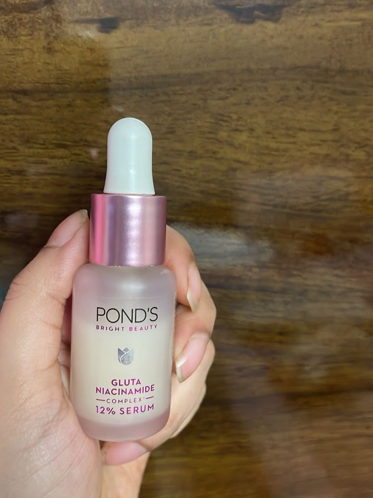 Pond&#39;s Bright Beauty Serum