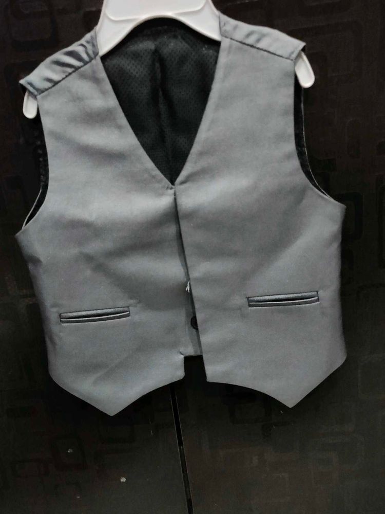 Boys Waist Coat 🧥