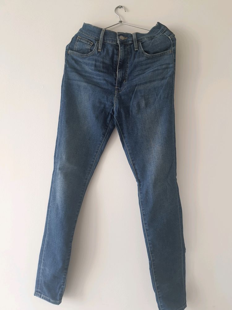 LEVI&#39;S High Rise Skinny Jeans