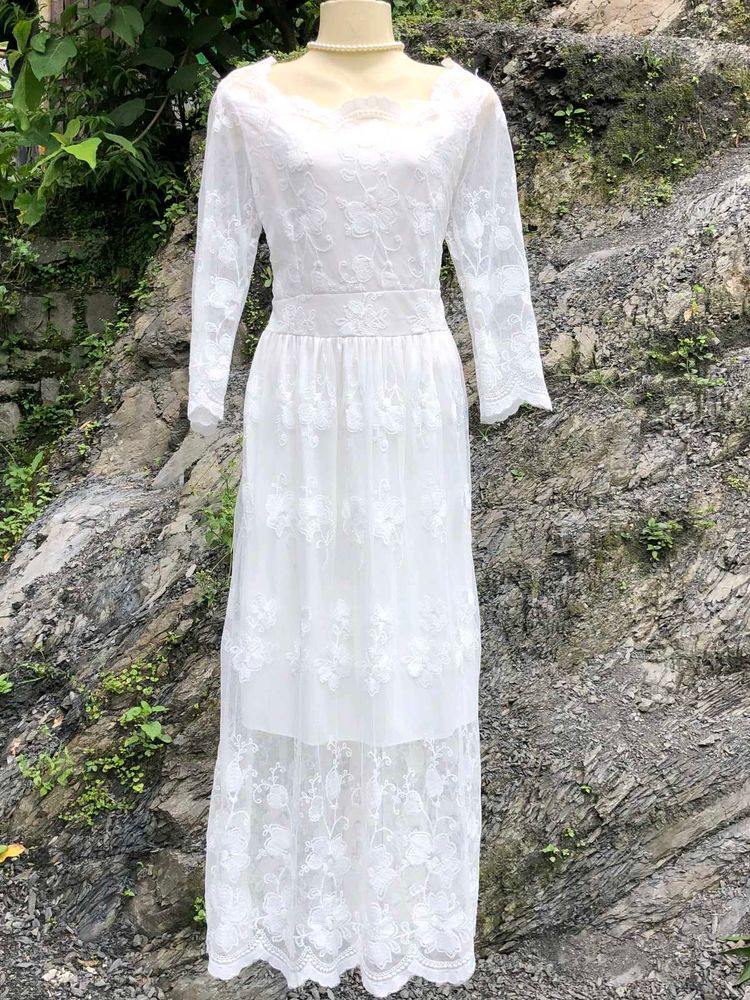 Vintage Lace Maxi Dress
