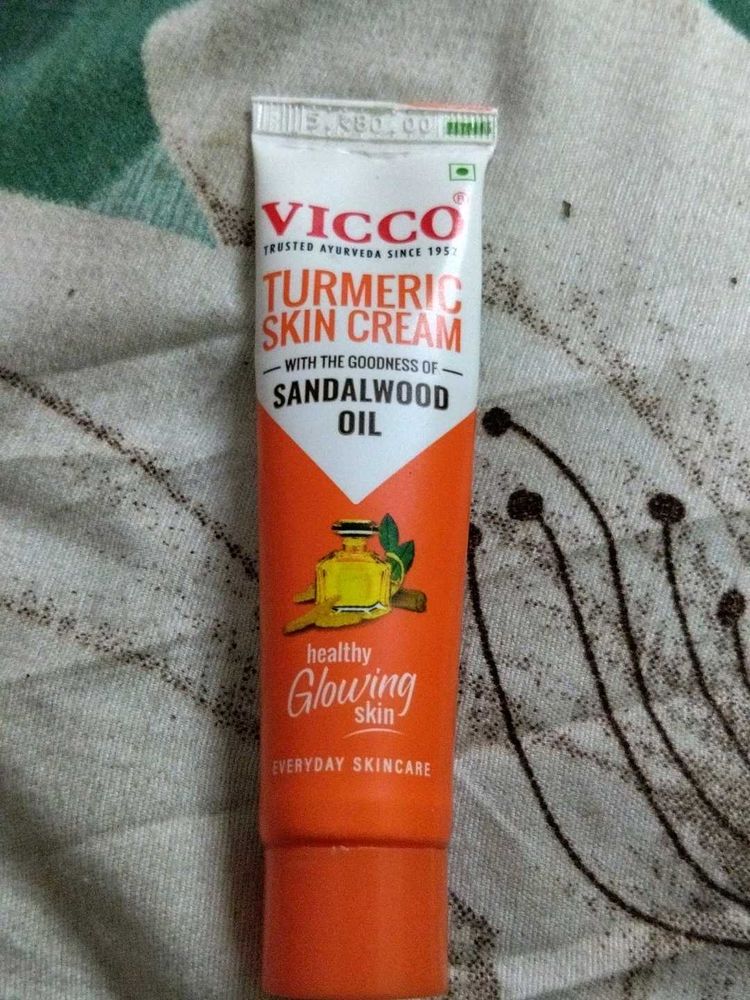 Vicco Turmeric Skin Cream