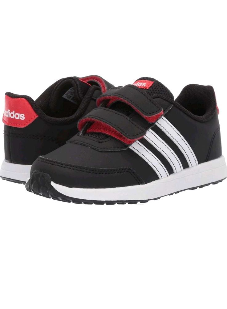 Adidas VS Switch 2 Sneaker