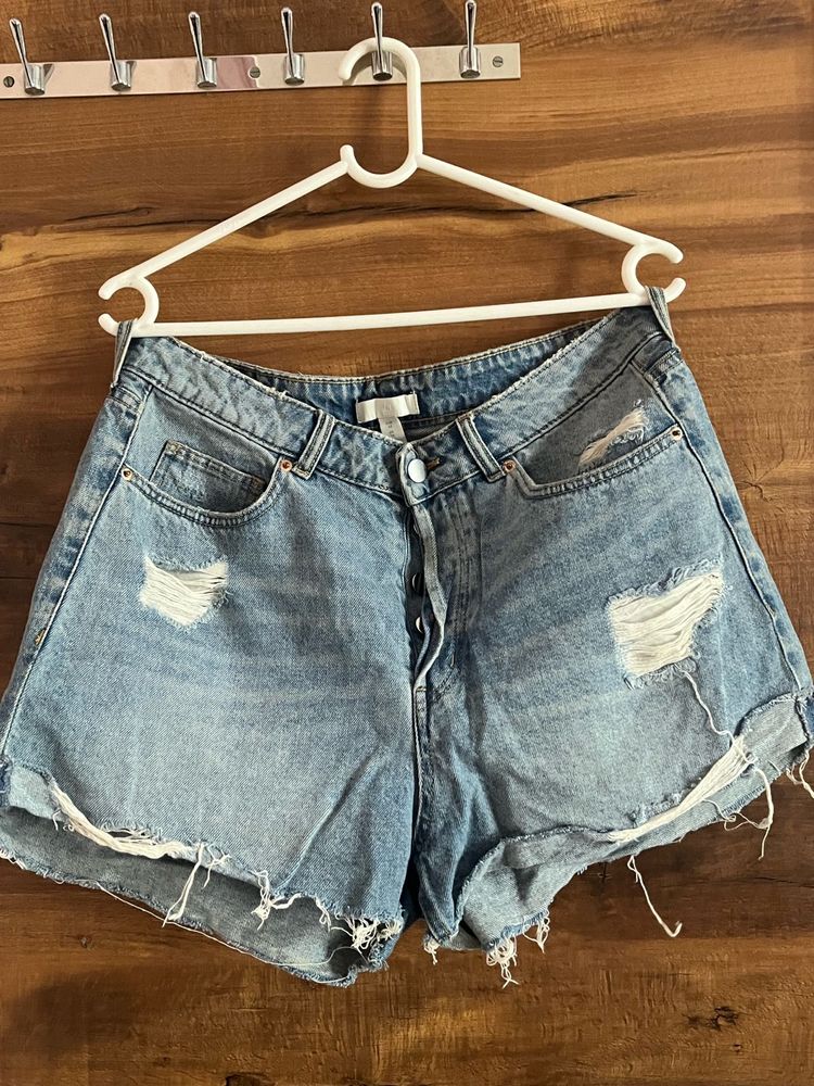 H&amp;M Distressed Denim Shorts