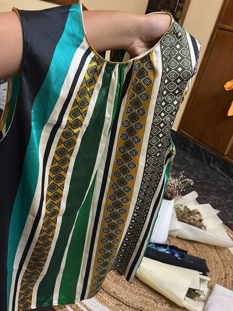 Striped Sleeveless Top