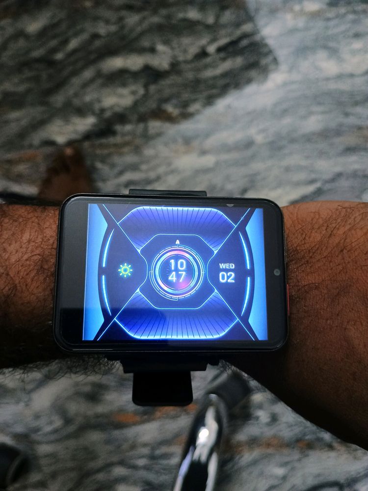 Lemfo Lem-T 4G Smartwatch 3gb Ram GPS