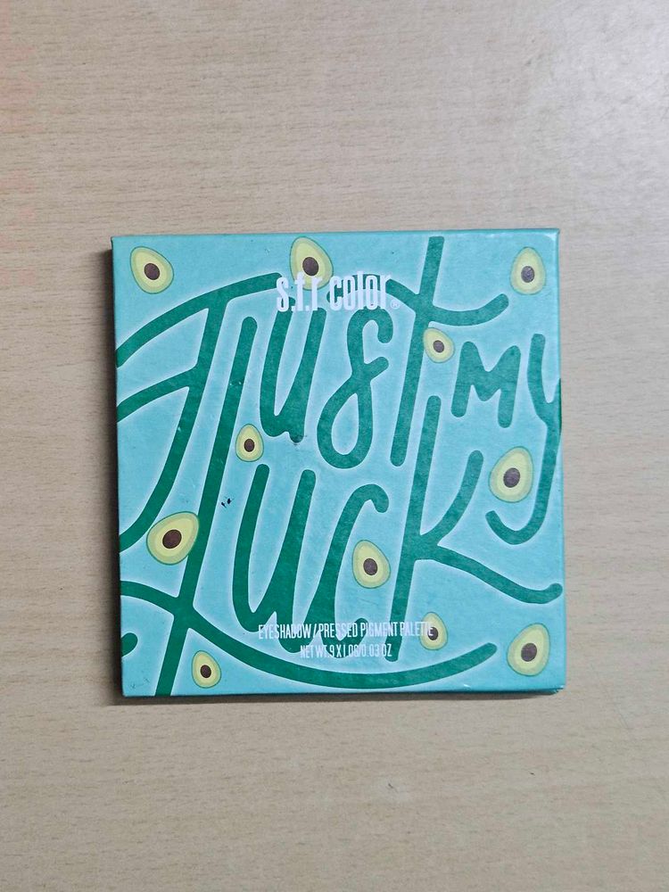 Swamp Witch Aesthetic Green Eyeshadow Palette