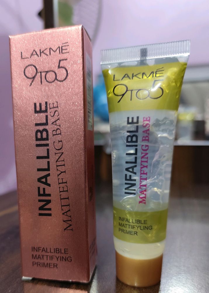 Lakme Infallible Mattifying Base Primer