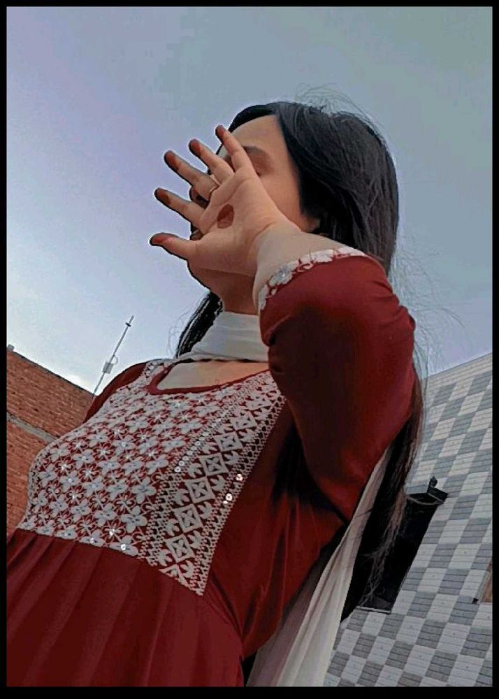 Dupatta Nayra Cut Kurta Pant Set