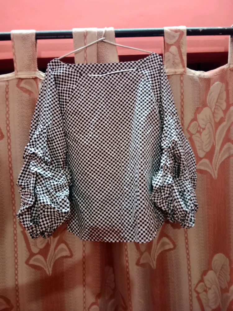 Checked Top
