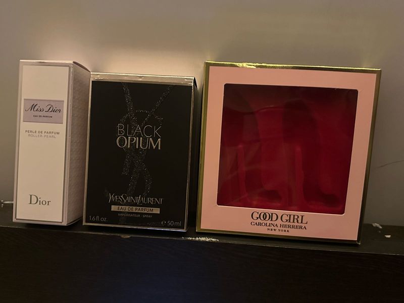 authentic perfume packaging
