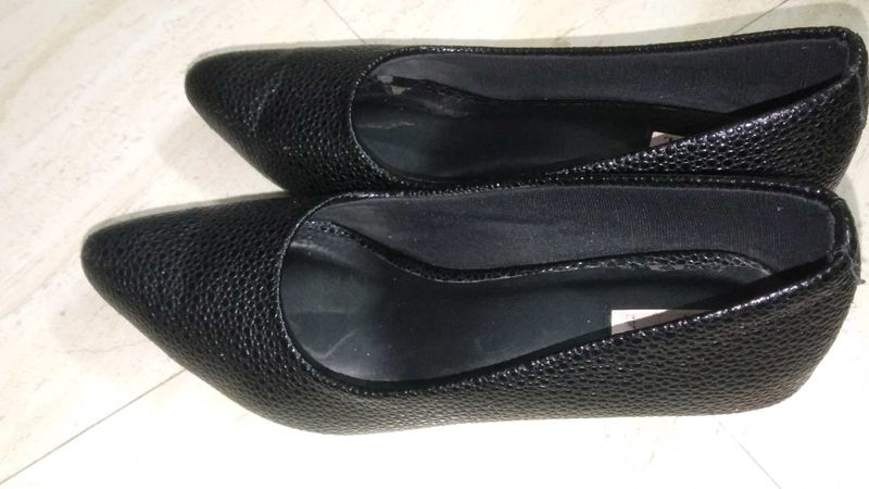 ELLE Women&#39;s Heels