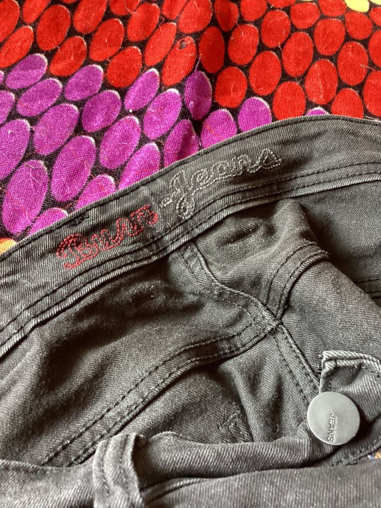 “Burn” Branded Jeans