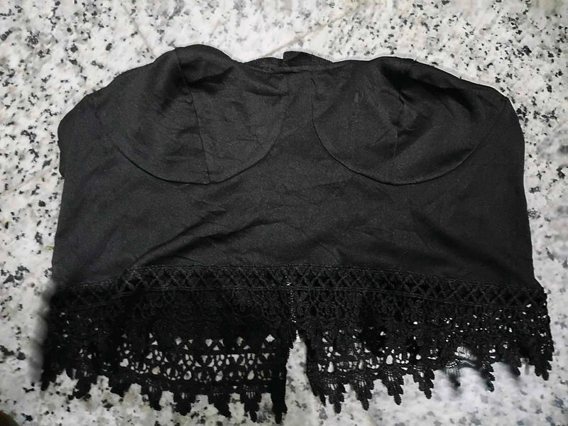 (914)Black Lace Trim Bustier Top